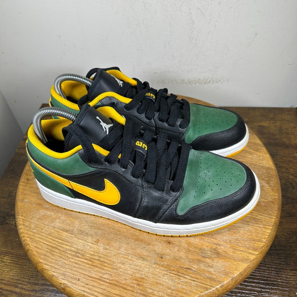 Jordan 1 Low Sonics Noble Green University Gold Black 553558-037 Mens Size 9